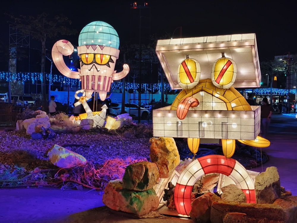 Heroic Warriors vs. Marine Debris Monsters