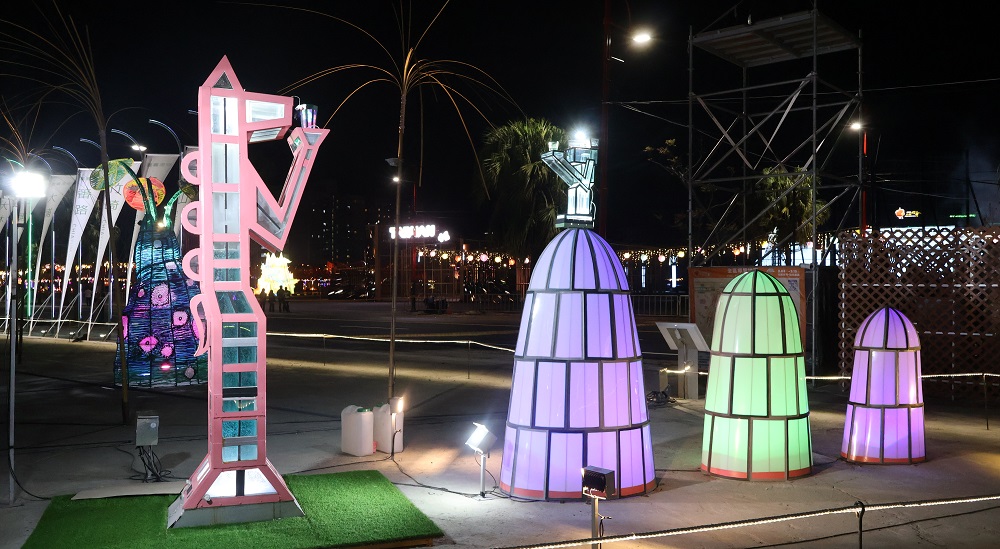 차를 마시는 백마